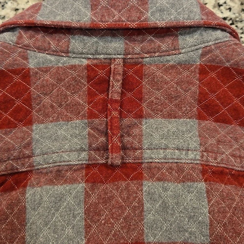 BANANA REPUBLIC PLAID SHIRT/JACKET SHACKET QUILTED BUTTON UP SLIM FIT. SIZE MED.
